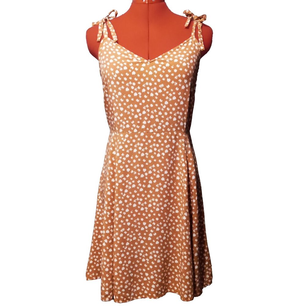 Brand Unknown Orange And White Floral Pattern A-Line Summer Dress US S